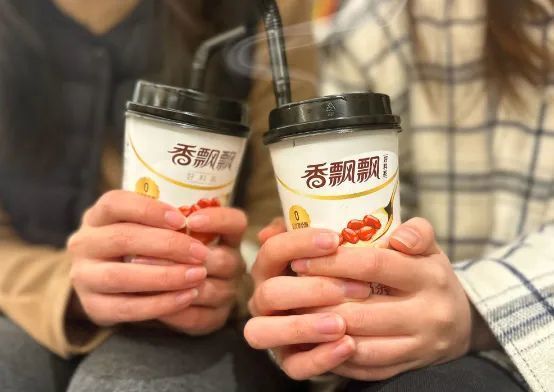 外卖大战第一批受害者已出现 香飘飘业绩下滑